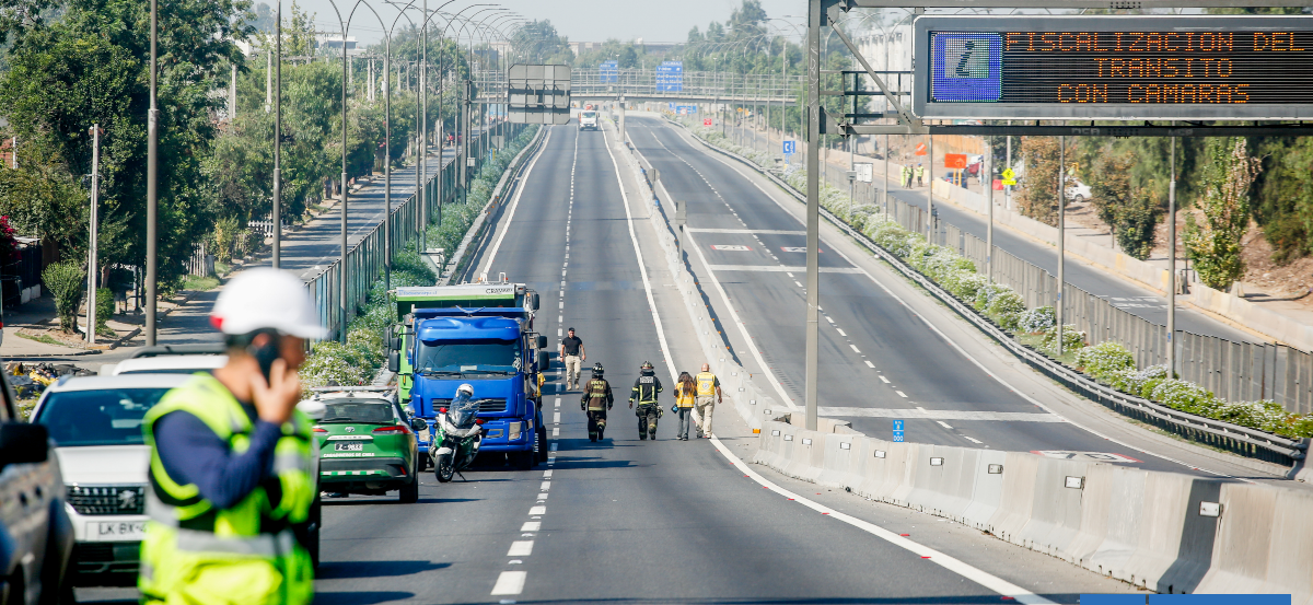 Producto de la explosión en la RM: continúa el corte de ruta tras accidente fatal de camión