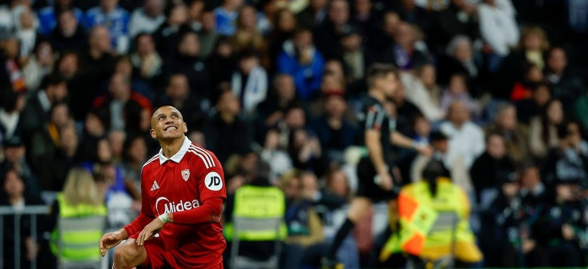 “Parece un exjugador”: las variables del peor momento de Alexis Sánchez en Sevilla que complican su futuro en el club - La Tercera