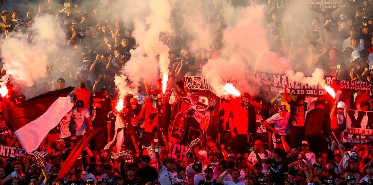 Arbitro denunció uso de pirotecnia en el Superclásico y a jugadores de la U por incumplir las bases