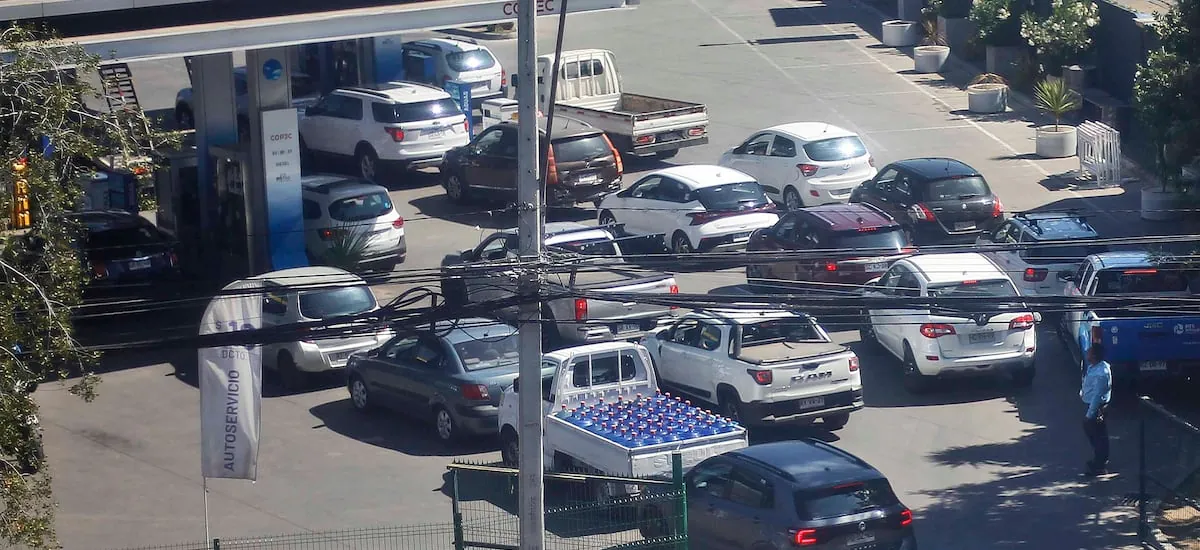 Asociación de combustibles: “Shock de demanda” incrementó el consumo de las bencinas entre tres y cinco veces - La Tercera