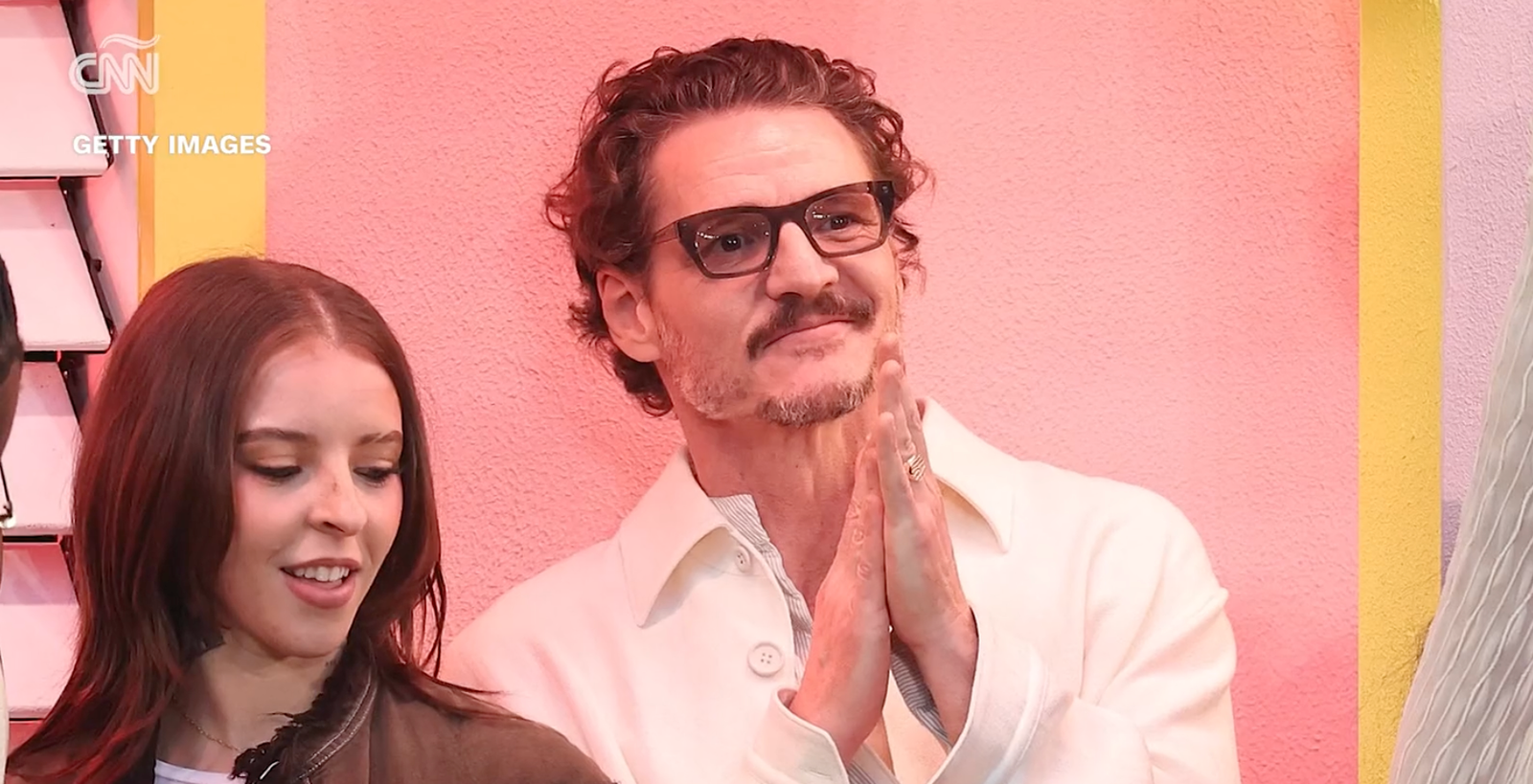 Pedro Pascal en el Super Bowl 2026: El cameo que se robó miradas en el Halftime Show de Bad Bunny