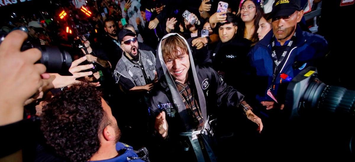 Puro urbano: Paulo Londra abre con ritmo y facha de boxeador la noche final de Viña 2026 - La Tercera