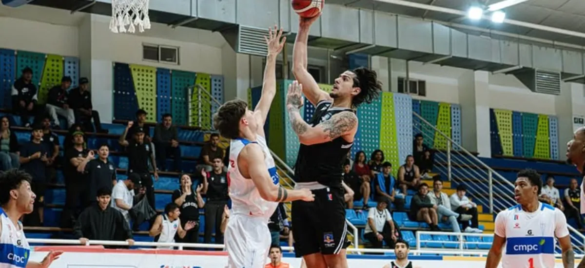 Escándalo en el básquetbol: LNB suspende duelo entre Colo Colo y la UC por “graves amenazas” de la barra alba a árbitra