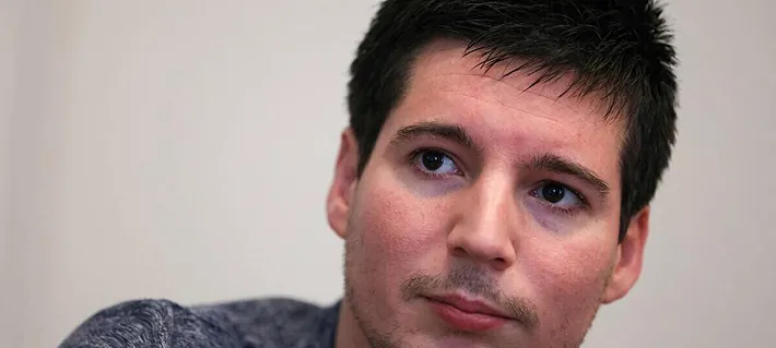 "Serio riesgo de asesinato": El hacker que destapó el escándalo de Manchester City deja alarmante mensaje sobre el "peligro" que enfrenta