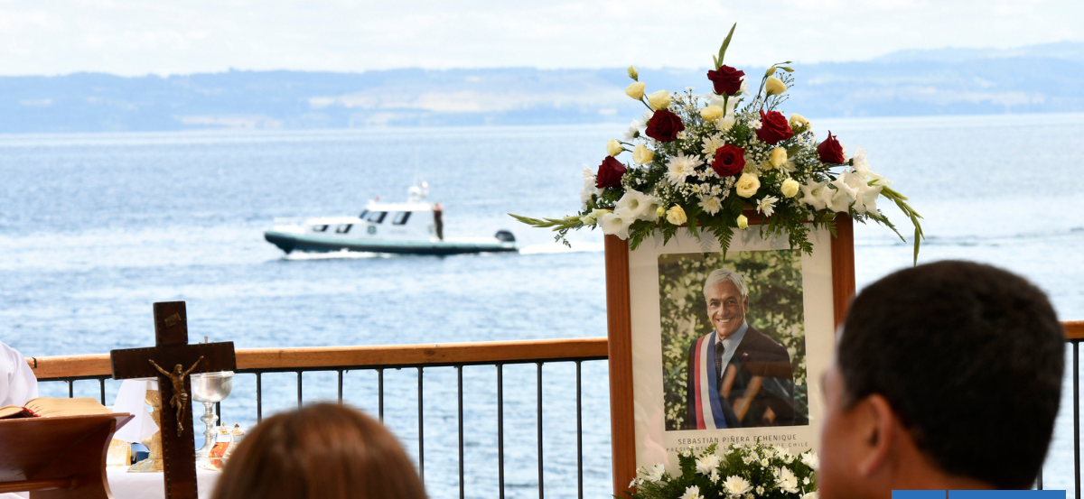 Con inauguración de placa conmemorativa culmina misa por muerte de Sebastián Piñera en Lago Ranco