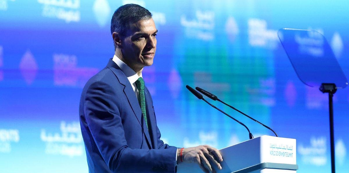 Pedro Sánchez anuncia restricción de redes sociales en España para menores de 16 años