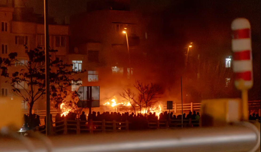 Manifestantes en Teherán dicen haber visto “cuerpos apilados” en hospitales tras la represión de las autoridades