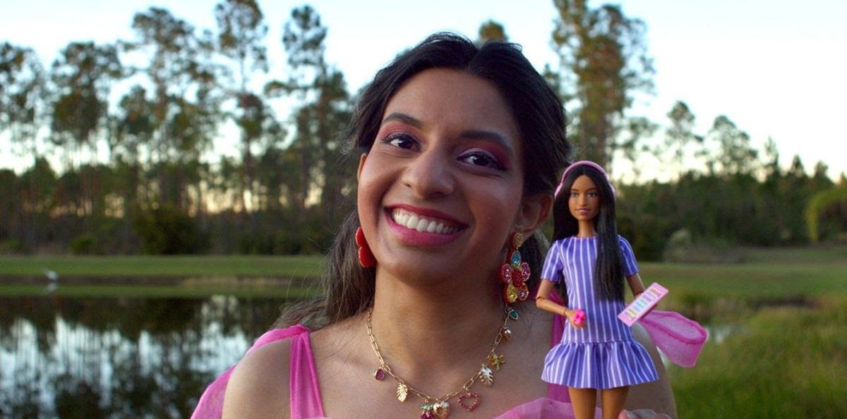"Orgulloso trabajo de inclusión": Lanzan la primera Barbie autista