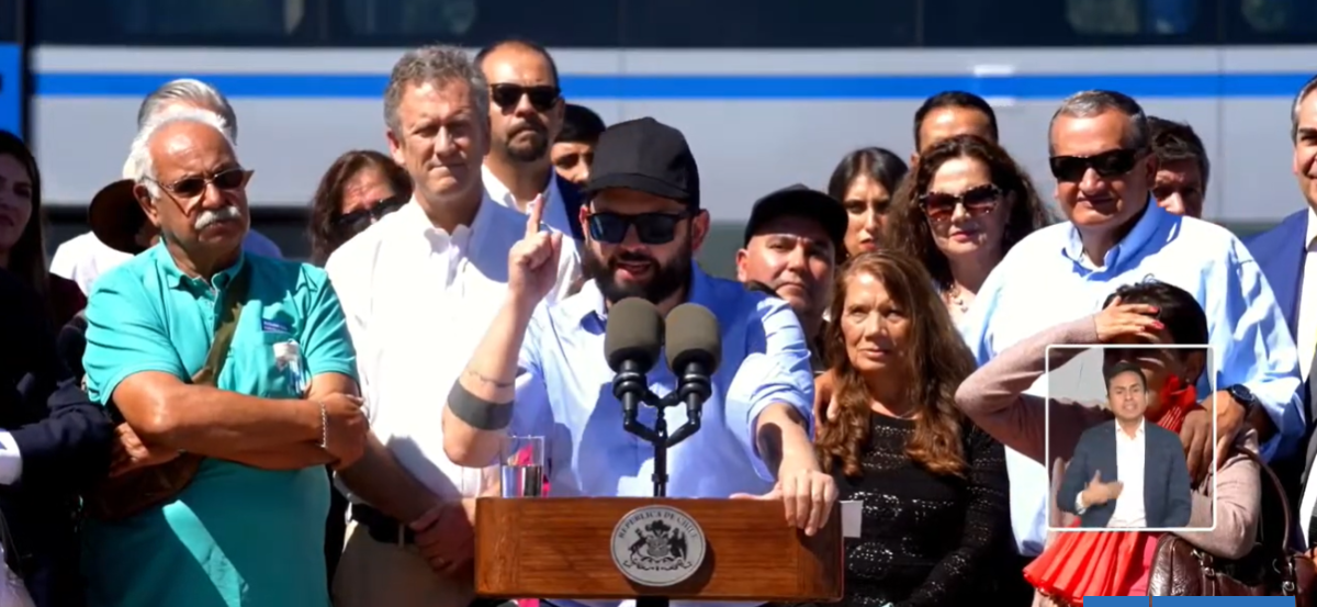 Presidente Boric: "El ministro Muñoz no anda nada solo"