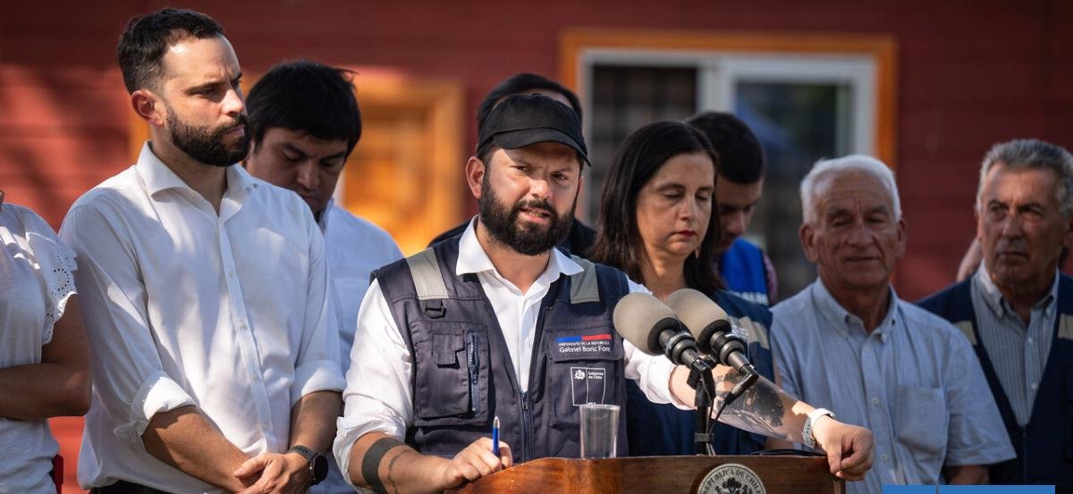 Presidente Boric decreta dos días de duelo nacional por víctimas de incendios