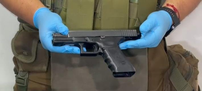 Detienen a cuatro extranjeros en Recoleta: Disparaban a una vivienda e iban a bordo de auto robado