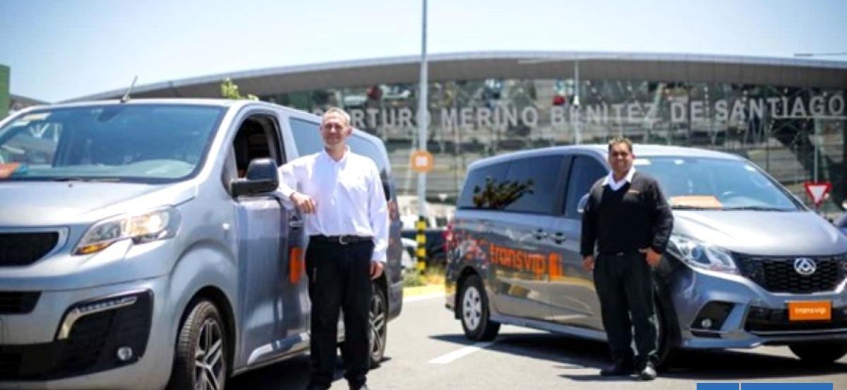 Ganan $1,5 millones promedio al mes: Transvip busca cientos de conductores para Aeropuerto de Santiago