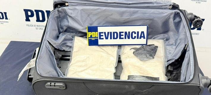 Detienen a mujer en aeropuerto tras ser sorprendida con éxtasis: Viajaba desde España