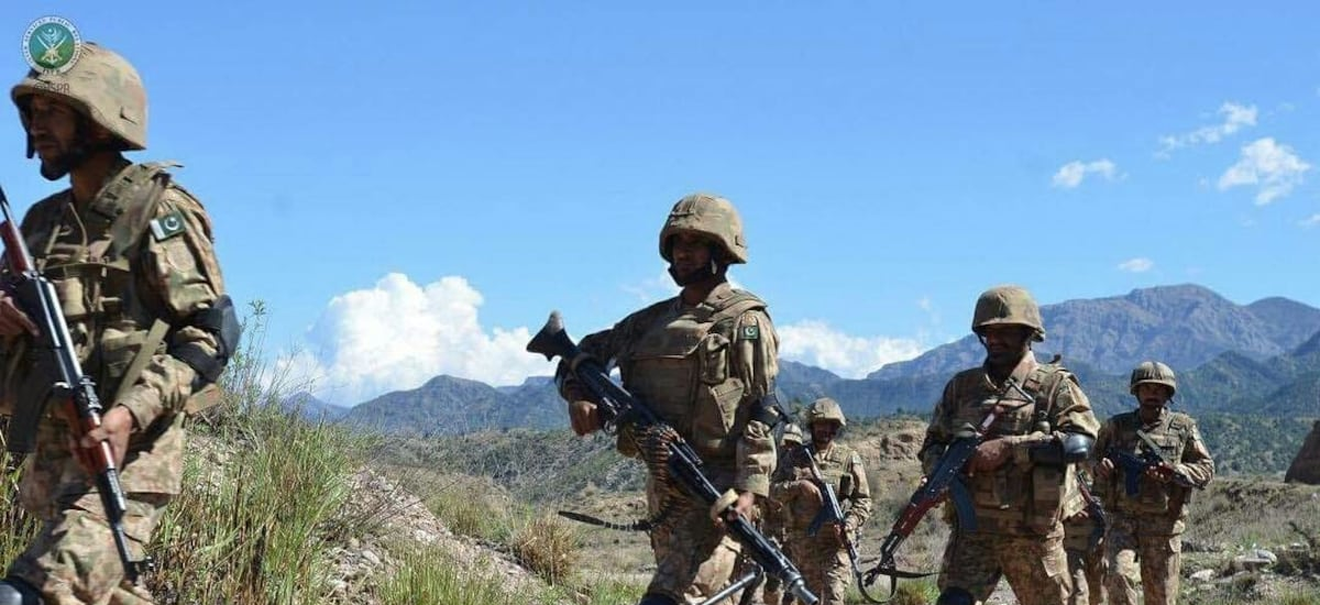 Rusia, China e Irán piden diálogo a Afganistán y Pakistán tras el estallido de un nuevo conflicto - La Tercera