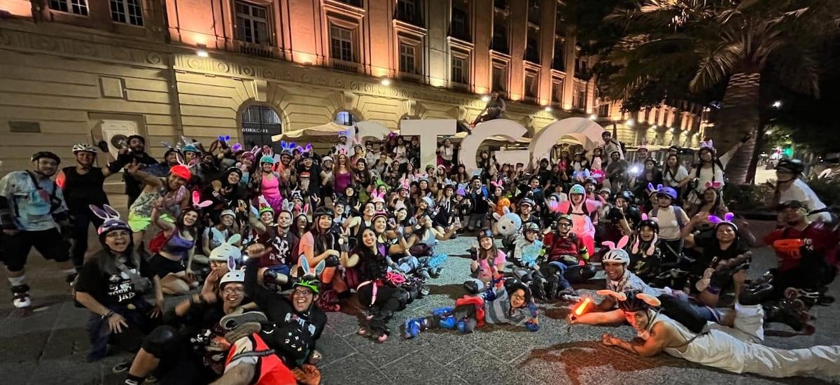 De patines a bailes en las calles: los clanes urbanos que se toman Santiago - La Tercera