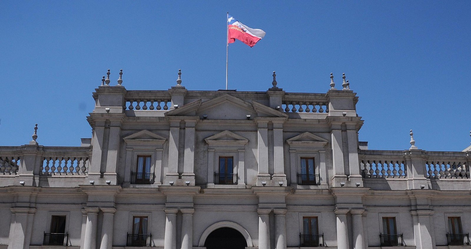 Contraloría advierte que el gasto del Estado subió un 4,5 % en el tercer trimestre de 2025