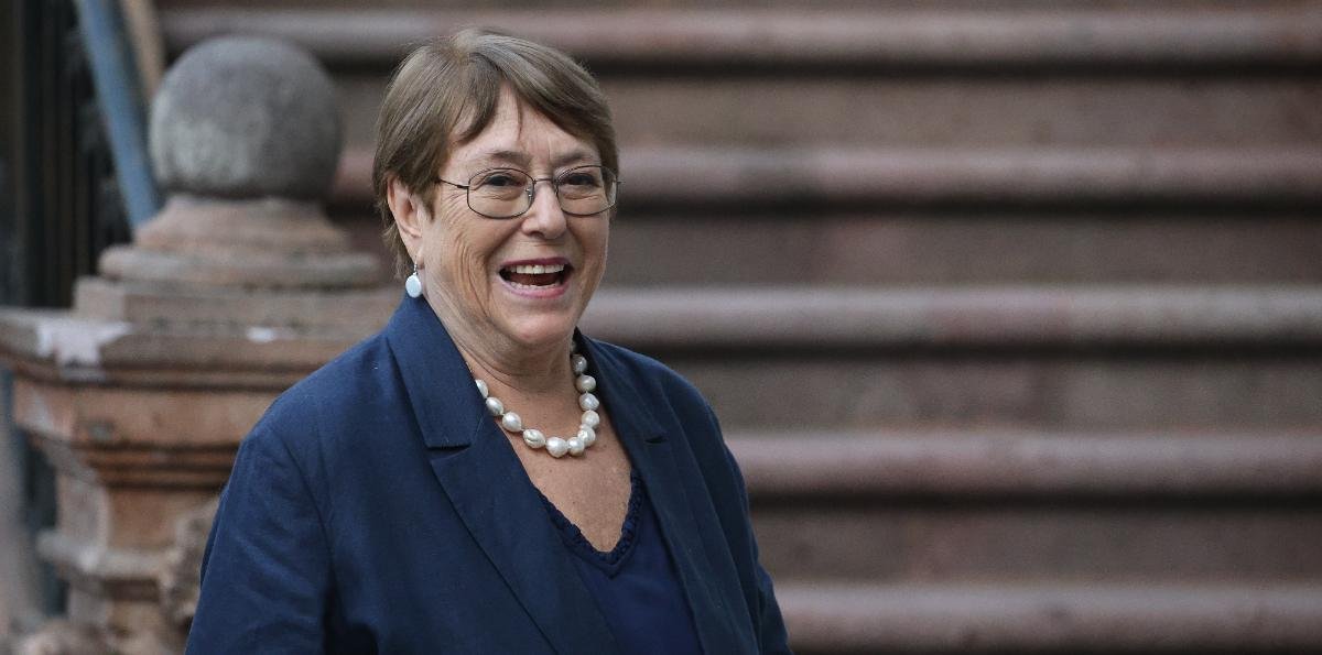 "Incomprensible": Republicanos lamentan ausencia de Bachelet en el cambio de mando