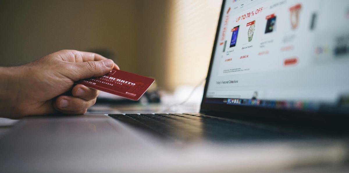 Compras informales en línea superaron los US$1.100 millones en 2025 y suben 19% versus 2024
