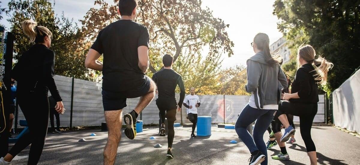 Los 5 ejercicios esenciales que todo adulto debe hacer para envejecer bien - La Tercera