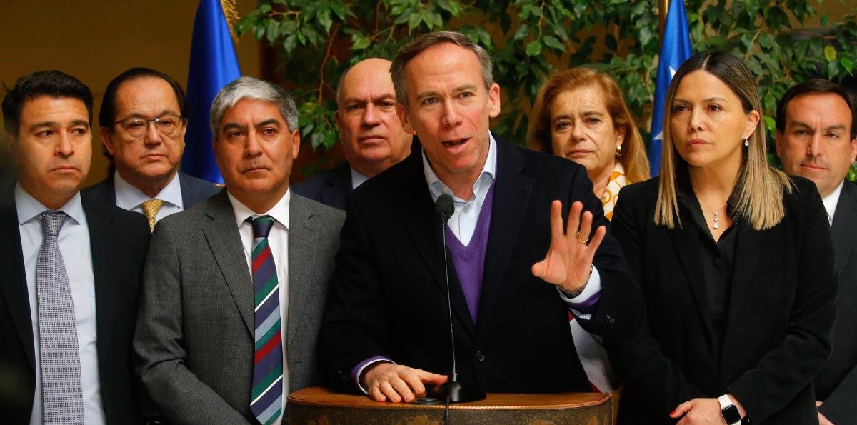 UDI respondió a Boric y culpó a la Dipres por retraso de la Sala Cuna