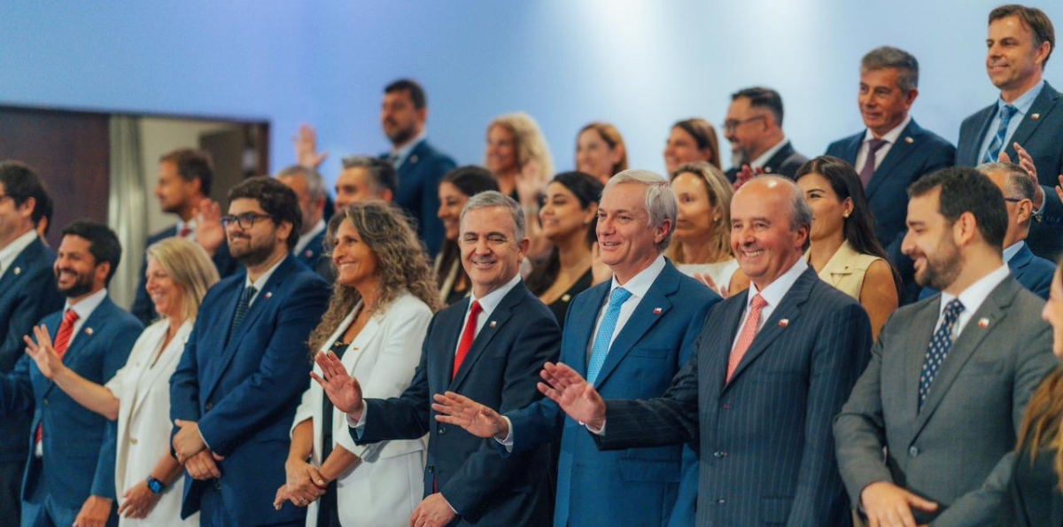Zoom a los subsecretarios de Kast: mayor presencia de Chile Vamos, independientes liderando y el regreso de los equipos de Piñera
