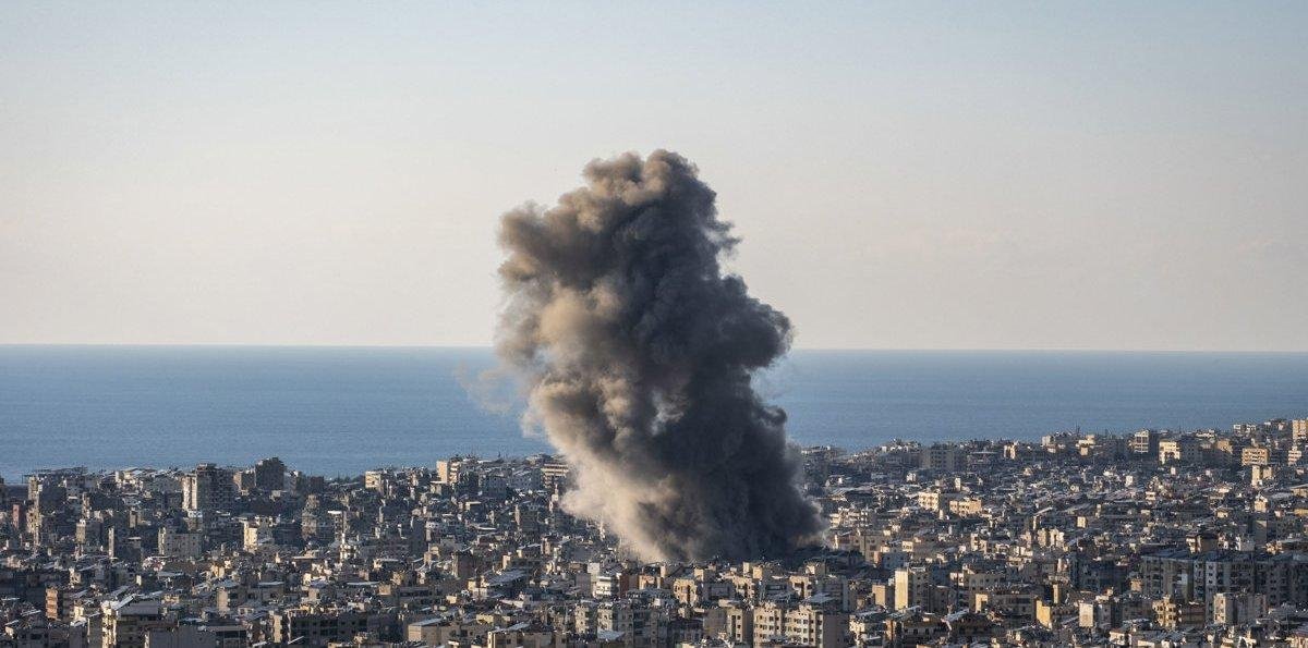 Hizbulá atacó una base aérea en el norte de Israel, que respondió con bombardeo a Beirut