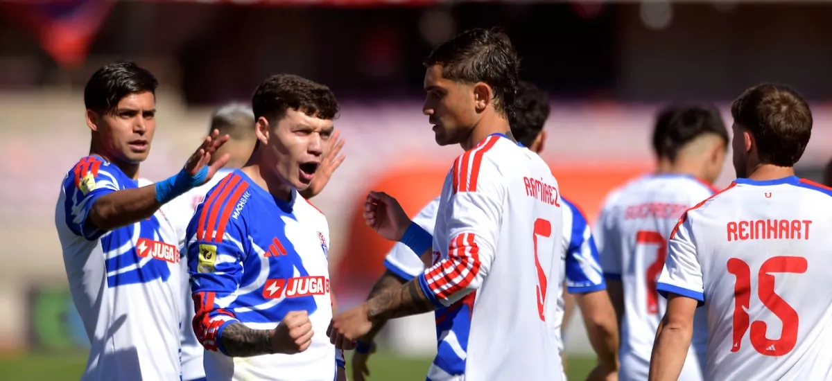 Reñida pelea por ser el Chile 2: la U golea en La Serena y no se despega de la UC