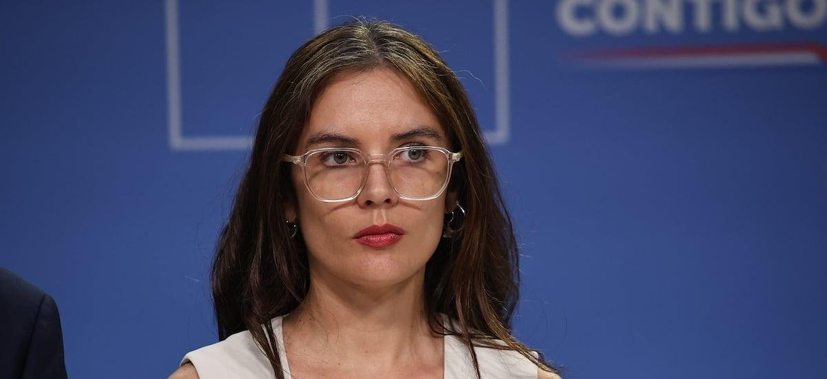 Vallejo defiende actuar previo y posterior del gobierno a sanción de Washington por cable submarino chino - La Tercera