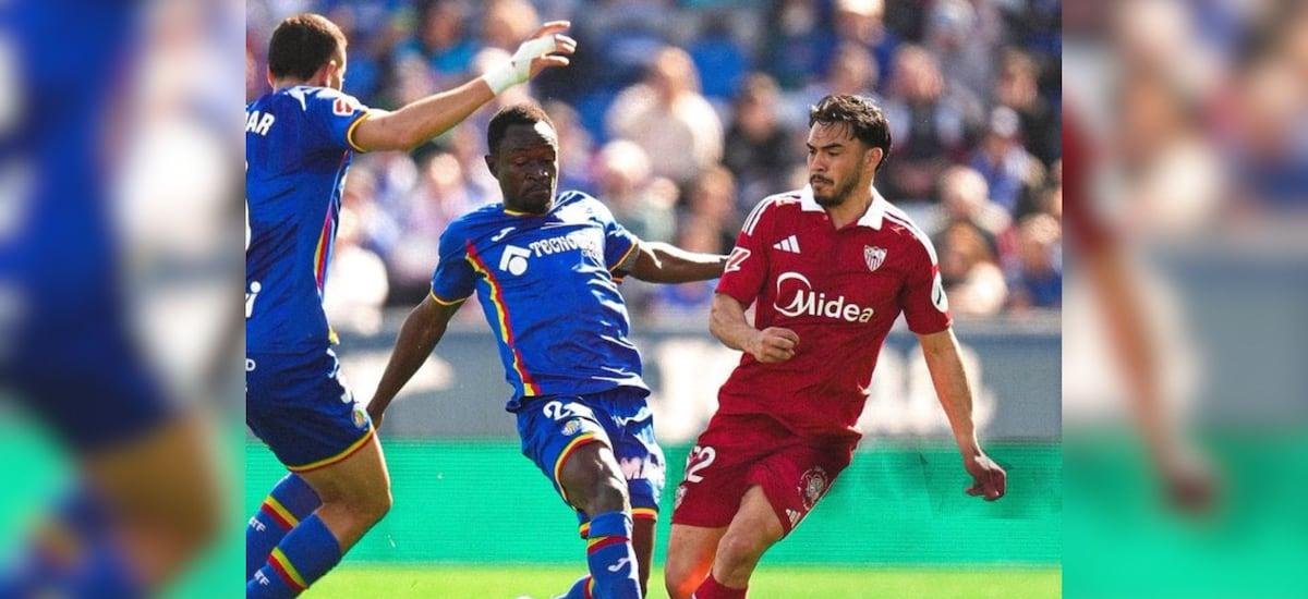 Roja directa: el criminal patadón que sufrió Gabriel Suazo en el triunfo de Sevilla sobre Getafe