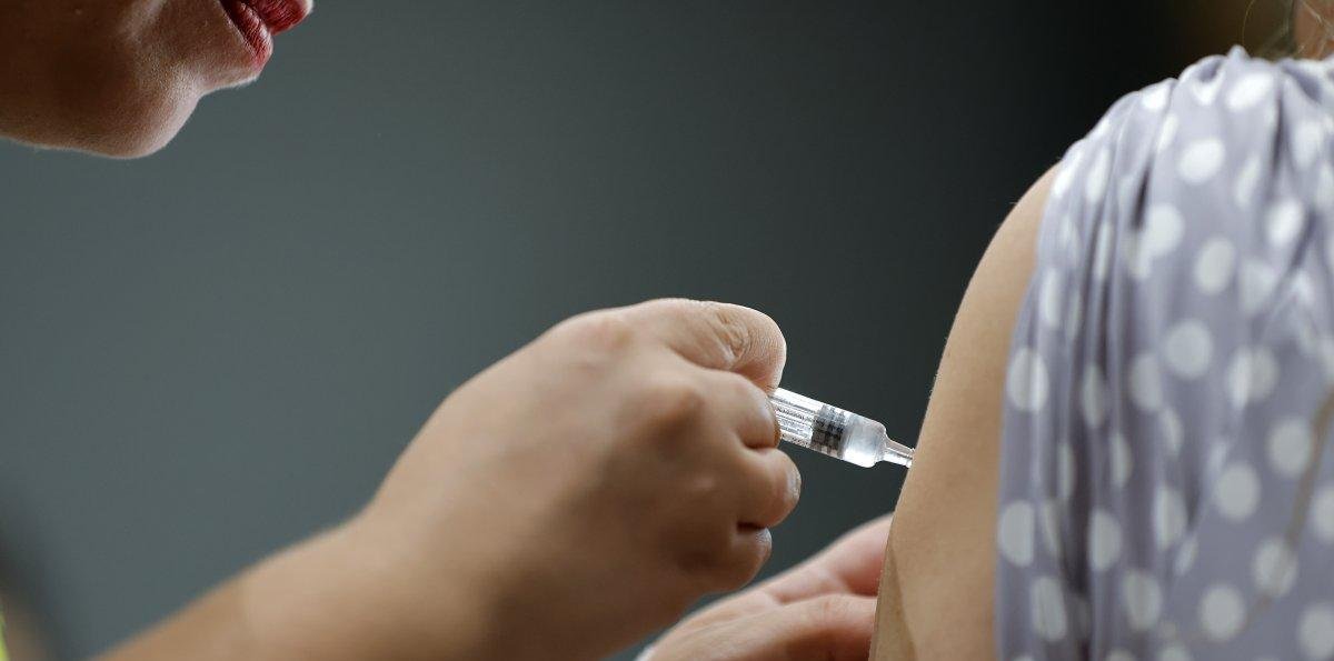 Bebé sin registro de vacunación es nuevo "caso importado de sarampión"