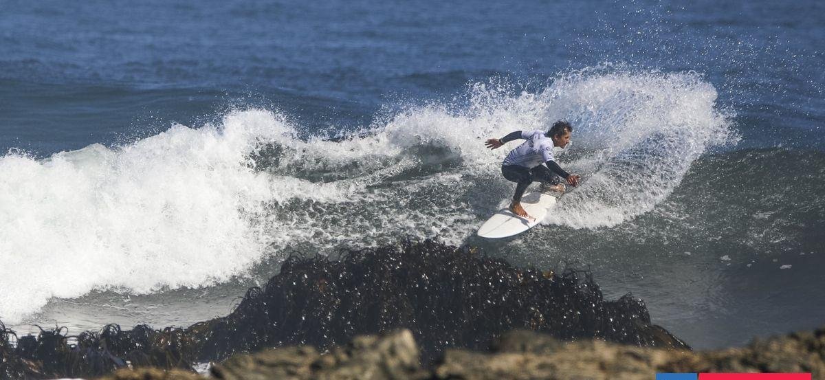 Pichilemu se impone en "Punta de Lobos Pro": Escobar y Vargas se quedan con fecha del Nacional de surf