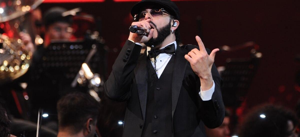 Yandel cruza perreo y orquesta en experimento sinfónico que hace bailar a la Quinta Vergara - La Tercera
