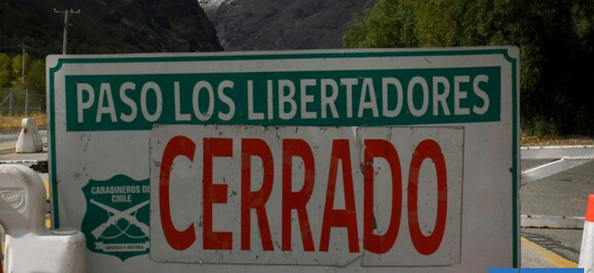 Cierran paso fronterizo Los Libertadores por remoción en masa debido a "inestabilidades climáticas"
