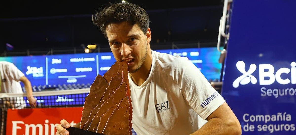 Luciano Darderi se corona tras vencer a Yannick Hanfmann en la final europea del BCI Seguros ChileOpen