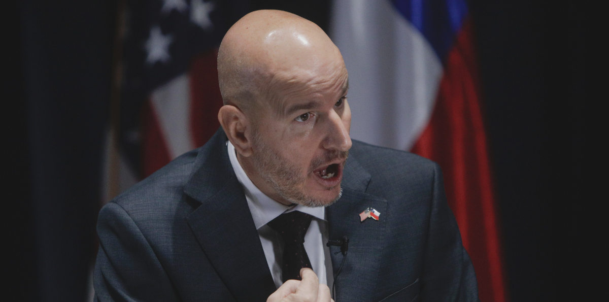 Fiscalía abre investigación por supuesto hackeo tras acusaciones de EEUU contra cable submarino