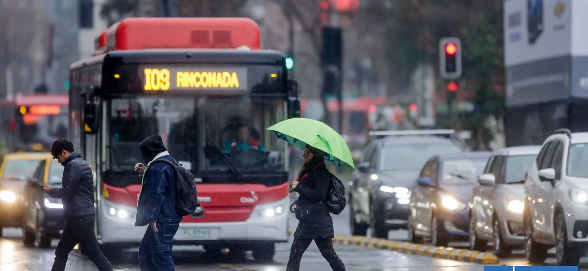 Tras intensa lluvia y tormentas eléctricas: pronostican semana con 4 días de precipitaciones en la RM