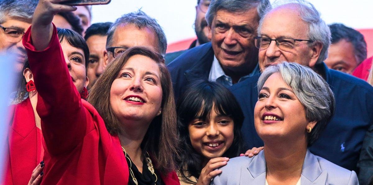 “La recibiría con los brazos abiertos”: militantes invitan a Jeannette Jara a sumarse al PS tras “preocupantes” declaraciones del PC