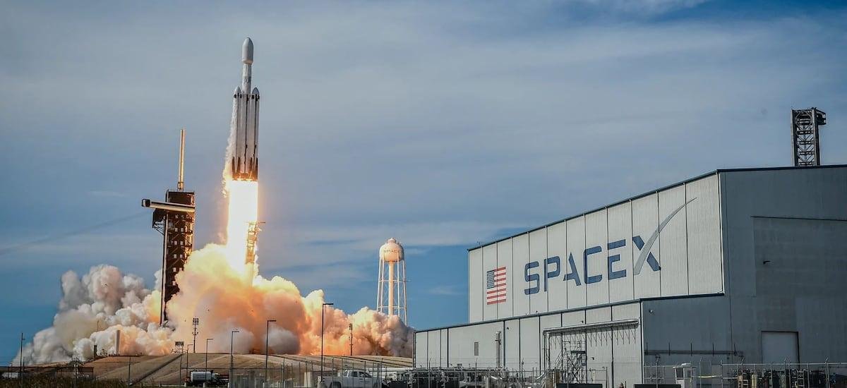 Por qué SpaceX y xAI negocian una fusión histórica - La Tercera
