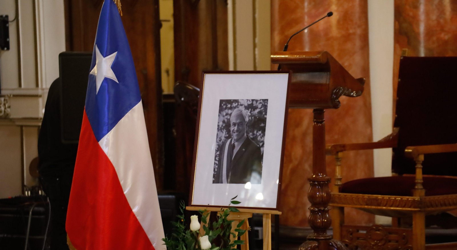 A dos años de la muerte del expresidente Piñera: Excolaboradores y futuros ministros de Kast participaron en misa conmemorativa