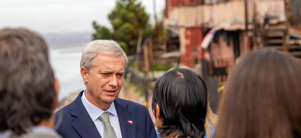 Kast impulsa iniciativa para que adultos mayores no paguen contribuciones por su primera vivienda