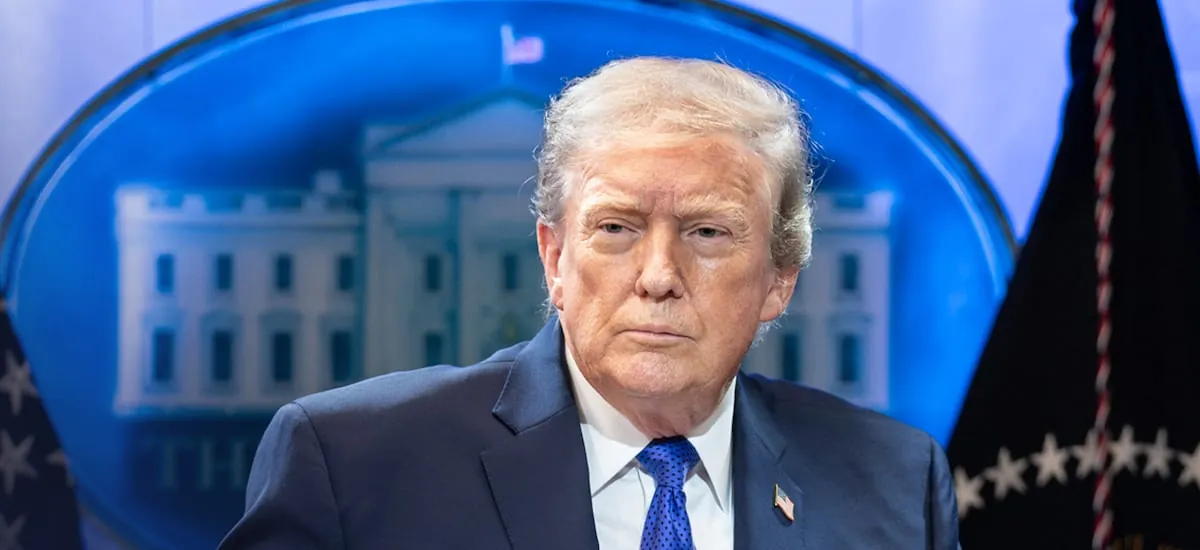 Trump niega la autenticidad de la propuesta difundida desde Irán como la aceptada por EE.UU. para negociar - La Tercera