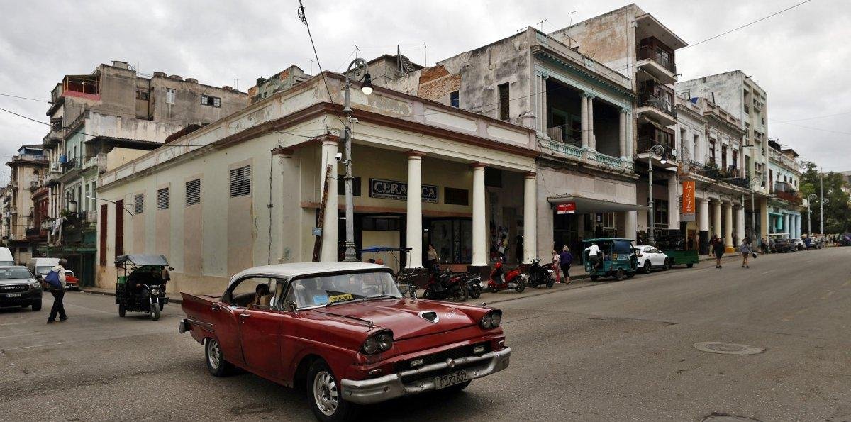 Cuba informó a aerolíneas que en 24 horas se queda sin combustible para aviones