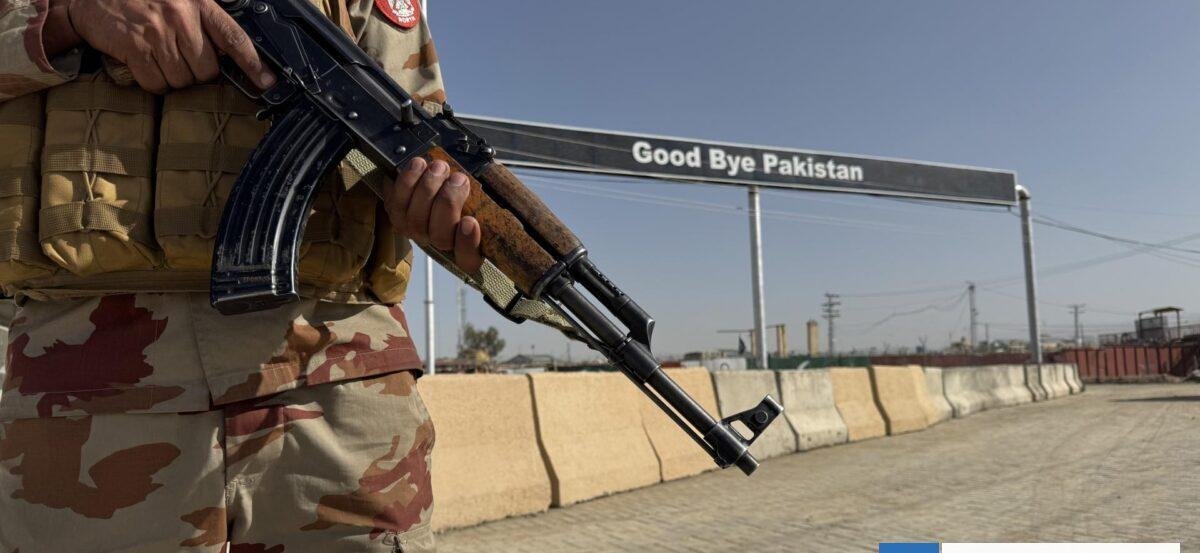 Afganistán ataca a Pakistán en respuesta a las "reiteradas violaciones fronterizas"