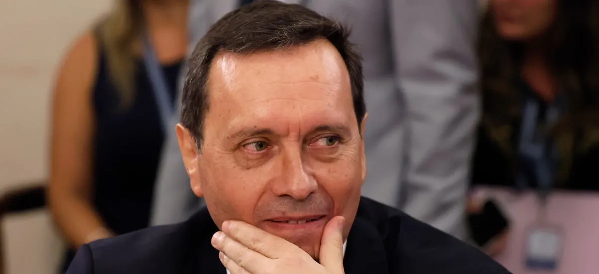 Cerna se ciñe a versión del gobierno, asume responsabilidad por salida de Peña y dice que conversación con Steinert está “sujeta a reserva” - La Tercera