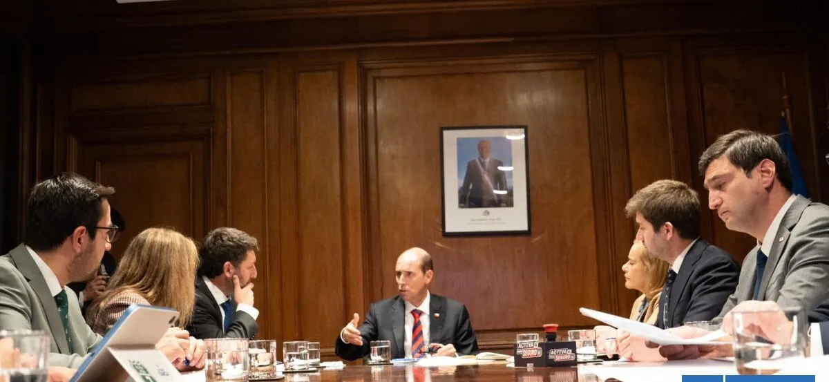 UDI entrega a Arrau plan "Activa el modo seguro" con propuestas para combatir el crimen organizado