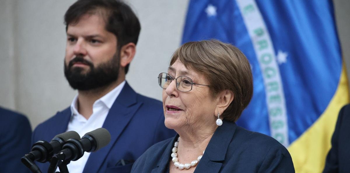 "¿No se arriesga Chile a un bochorno?": Derecha arremete contra candidatura de Bachelet a la ONU