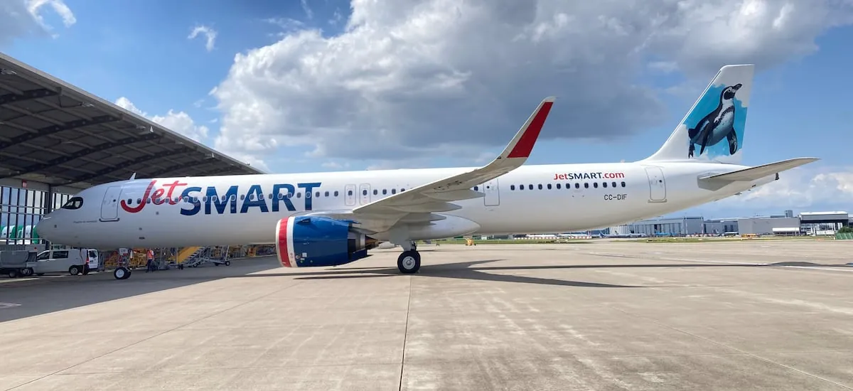 Embargan cuentas corrientes de Jetsmart por transportar extranjeros a Chile sin la documentación necesaria
