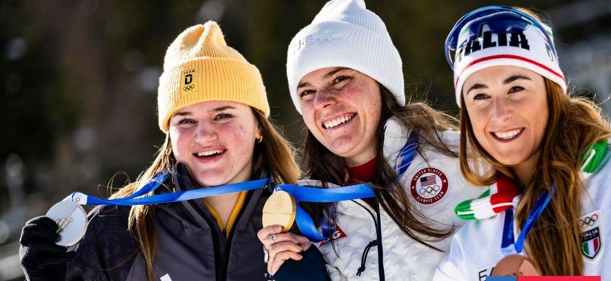 Atletas denuncian problemas con medallas en JJOO de Invierno: "Estaba saltando y se rompió"