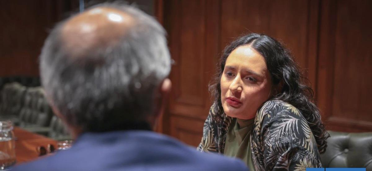 Alcaldesa de Lo Espejo se reúne con ministro de Seguridad y confirma nuevas amenazas en su contra