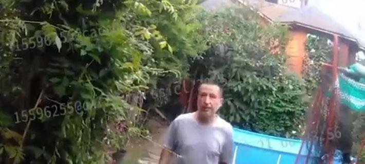 Video | "Es mi cuñado y adentro están sus hijos": El momento en que sospechoso recibe a carabineros e informa de muertes